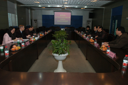 瑞中协会法语区分会主席白鹄先生前来我院考察访问