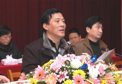 我院隆重召开六届二次职代会
