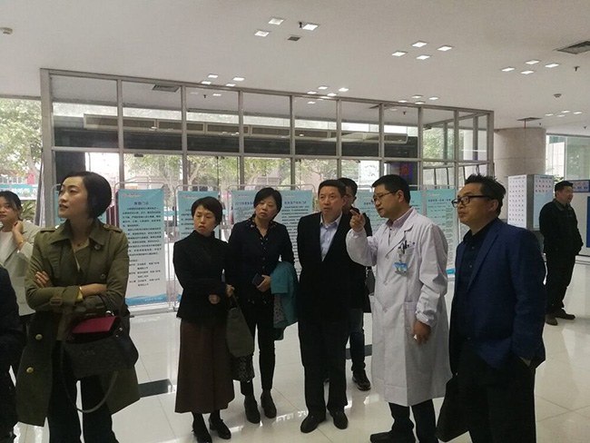 南京市江北新区管理委员会社会事业局来我院参观