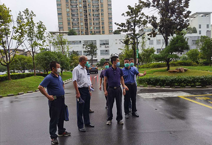 平安迎国庆、中秋---市卫健委对我院进行节前安全大检查