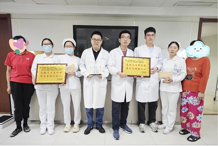 一面锦旗，两块牌匾，两封感谢信，见证一场双向奔赴温暖